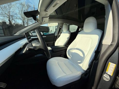 Used 2025 Tesla Model Y Performance AWD/4WD image 7