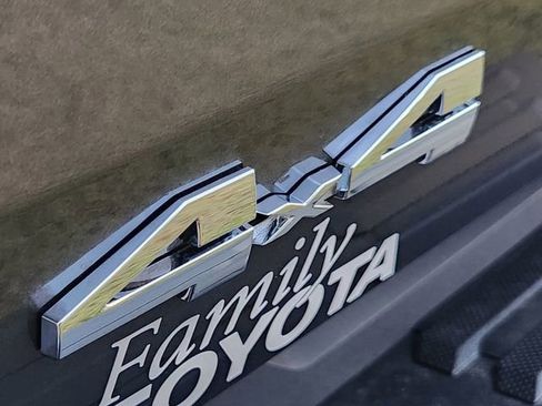 New 2025 Toyota Tundra SR5 AWD/4WD image 18