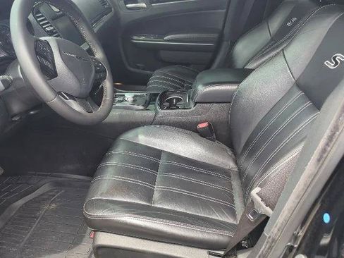 Certified 2023 Chrysler 300 S RWD image 6
