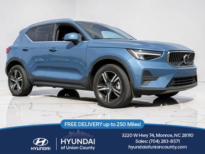 Used 2024 Volvo XC40 B5 Core