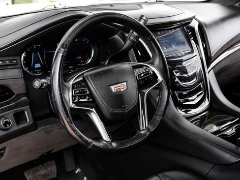 Used 2020 Cadillac Escalade ESV Platinum image 13