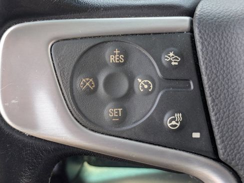 Used 2016 GMC Yukon XL SLT w/ Open Road Package image 31