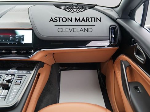 Used 2025 Aston Martin DBX 707 AWD/4WD image 52