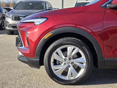 Used 2025 Buick Encore GX Preferred image 6