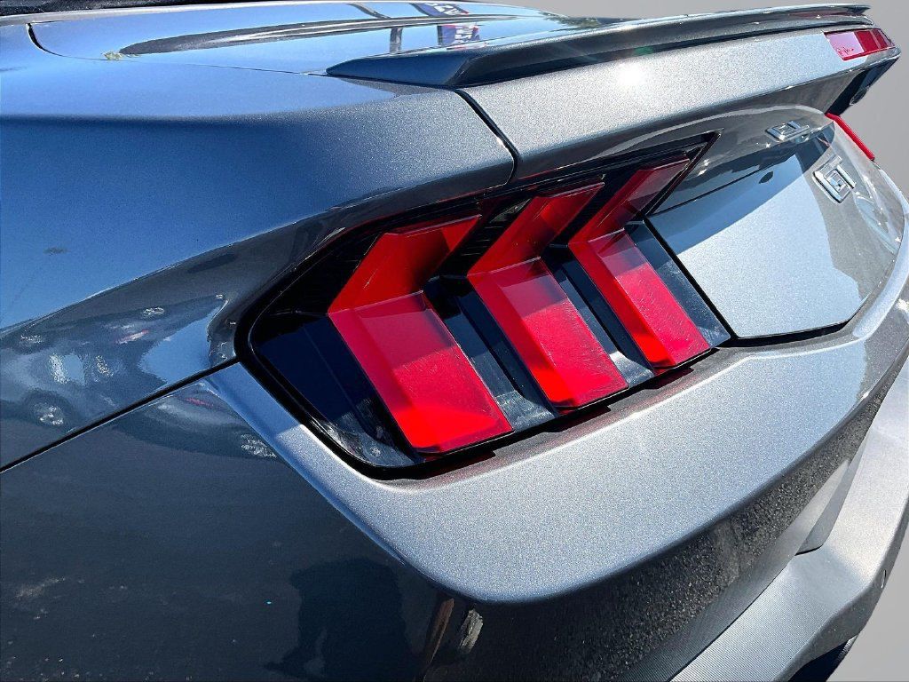 Used 2024 Ford Mustang GT Premium RWD image 29