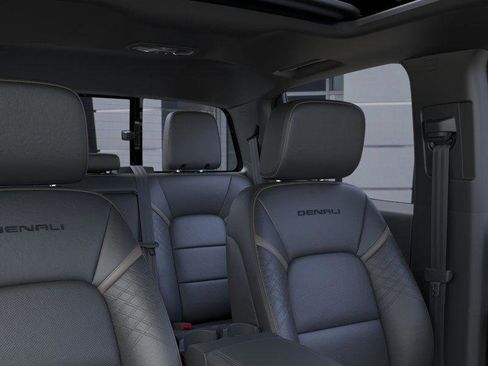 New 2026 GMC Canyon Denali image 24