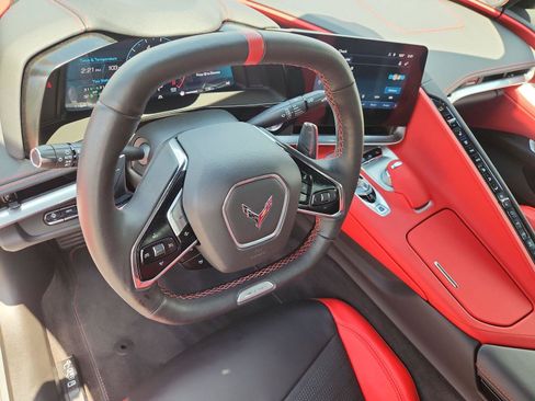 Used 2024 Chevrolet Corvette Z06 RWD image 10