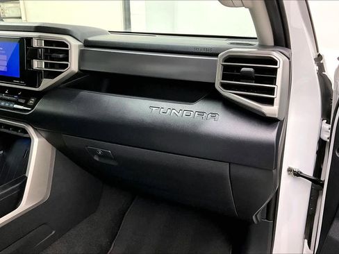 Used 2022 Toyota Tundra SR5 image 18