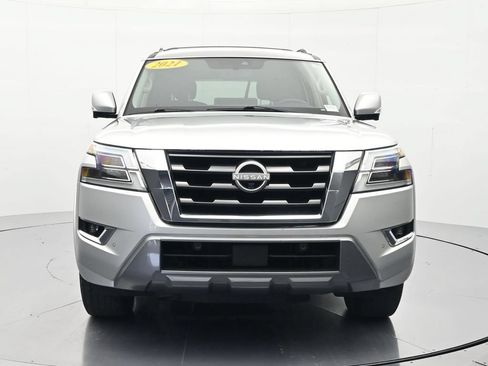 Used 2021 Nissan Armada SL w/ Captain's Chairs Package AWD/4WD image 2