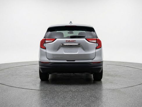 Used 2024 GMC Terrain SLE FWD image 7