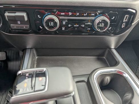 Used 2023 Chevrolet Silverado 1500 LT AWD/4WD image 19