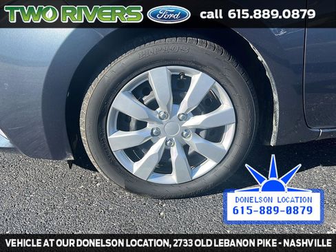 Used 2016 Toyota Corolla LE image 12