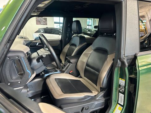 Used 2024 Ford Bronco Wildtrak AWD/4WD image 14