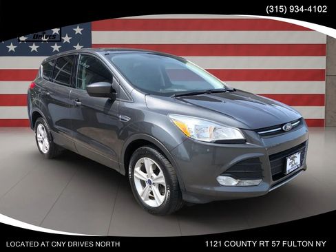 Used 2016 Ford Escape SE AWD/4WD image 3