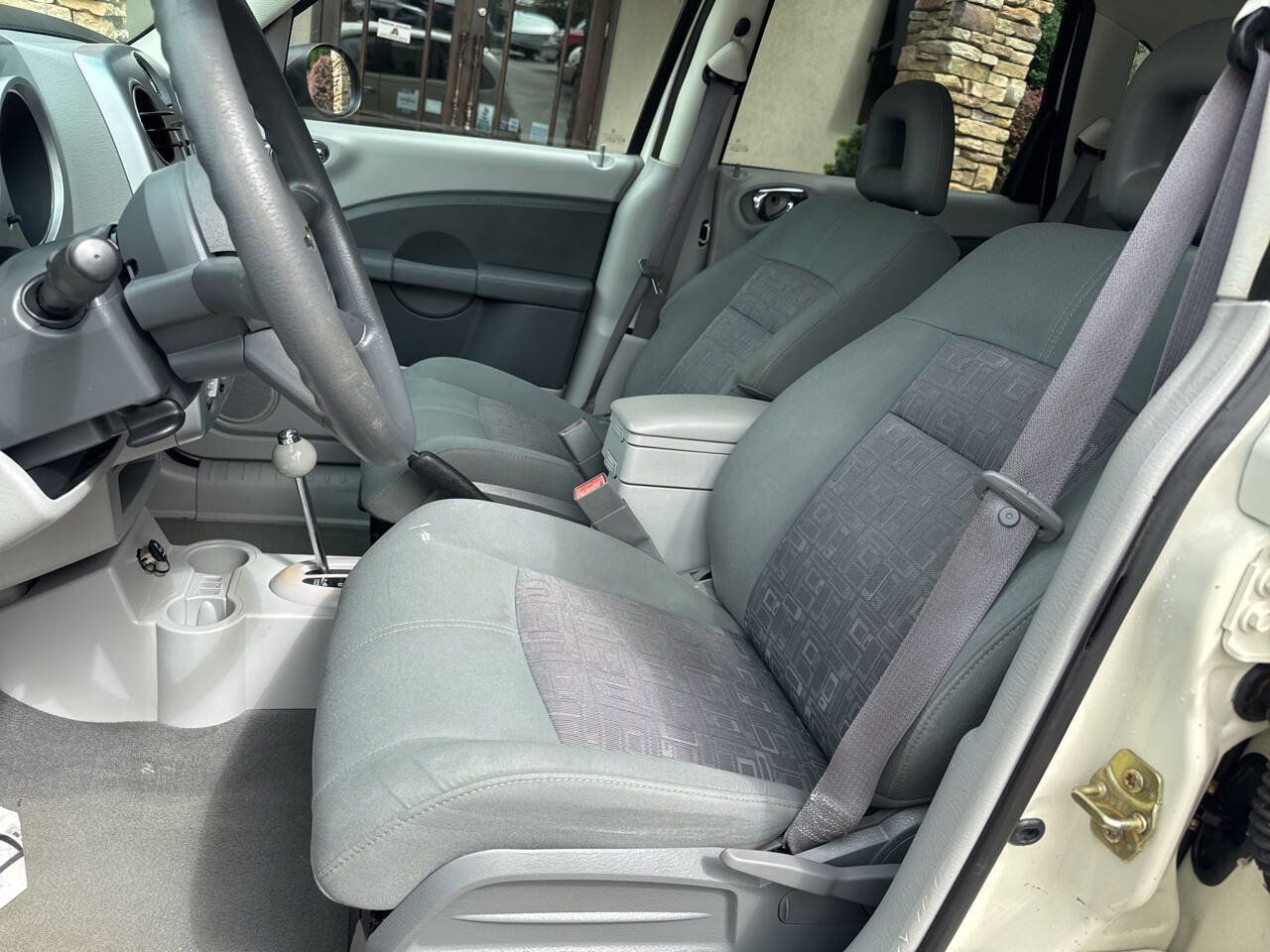 Used 2007 Chrysler PT Cruiser Touring FWD image 9
