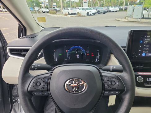Used 2026 Toyota Corolla LE FWD image 24