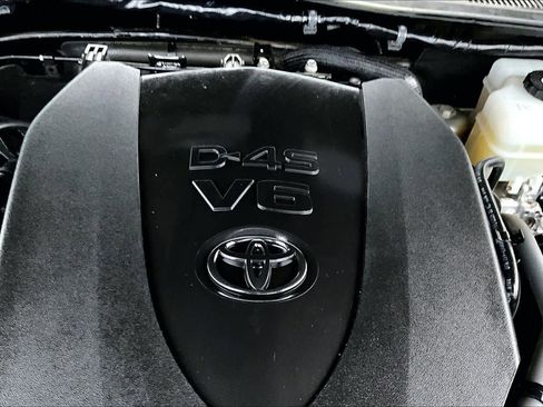 Certified 2022 Toyota Tacoma TRD Off-Road image 32