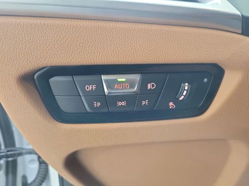 Certified 2025 BMW i4 eDrive40 image 18