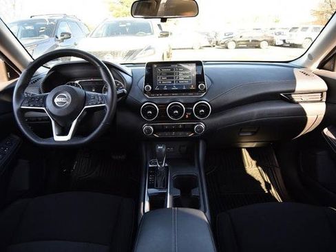 Certified 2022 Nissan Sentra SV image 8
