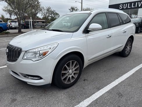 Used 2017 Buick Enclave Leather image 1