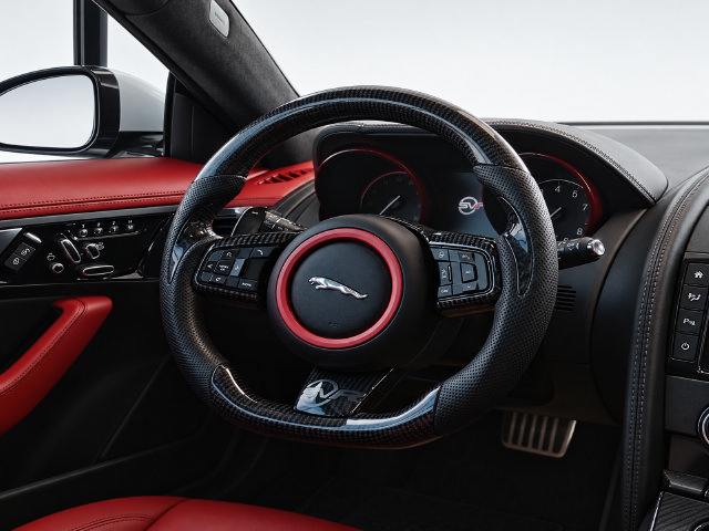 Used 2017 Jaguar F-TYPE SVR AWD/4WD image 18