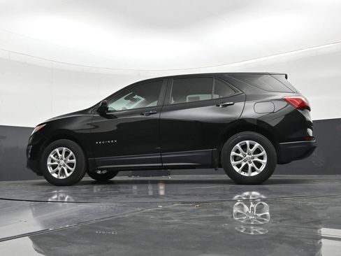 Used 2020 Chevrolet Equinox LS FWD image 21