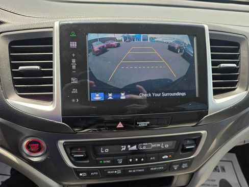 Used 2016 Honda Pilot EX image 17