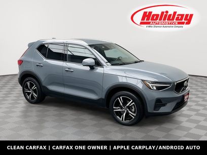 Used 2023 Volvo XC40 B5 Core