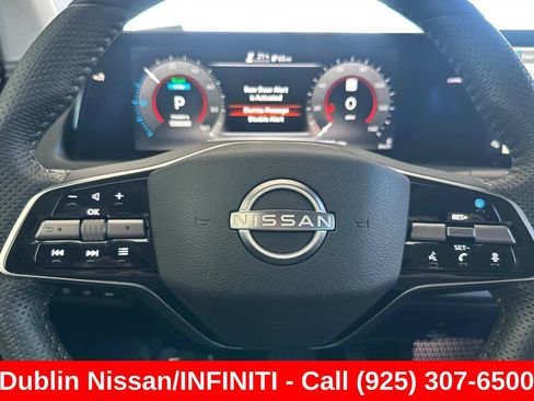 Used 2023 Nissan Ariya FWD image 34
