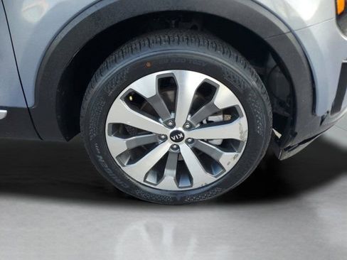Used 2020 Kia Telluride S FWD image 6