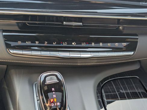 Certified 2024 Cadillac Escalade V w/ LPO, ONYX Package AWD/4WD image 24