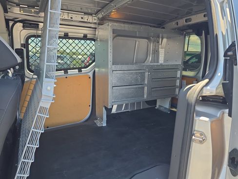 Used 2019 Ford Transit Connect XLT FWD image 10
