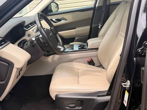 Used 2018 Land Rover Range Rover Velar S AWD/4WD image 18