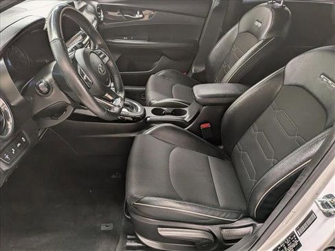 Used 2021 Kia Forte GT-Line image 19