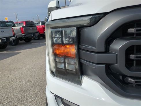 Certified 2022 Ford F150 XLT w/ Equipment Group 302A High image 10