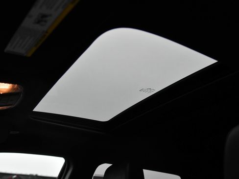 Used 2022 Dodge Durango R/T image 38