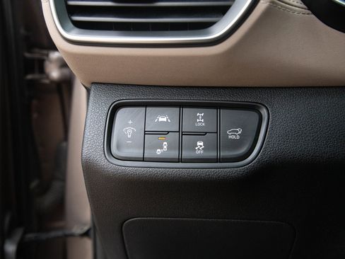 Used 2019 Hyundai Santa Fe Limited AWD/4WD image 26