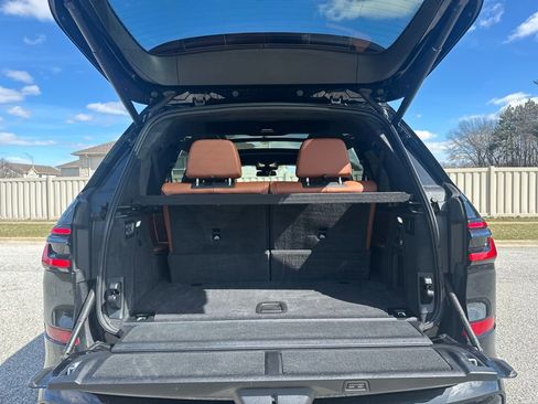 Certified 2025 BMW X7 M60i image 23