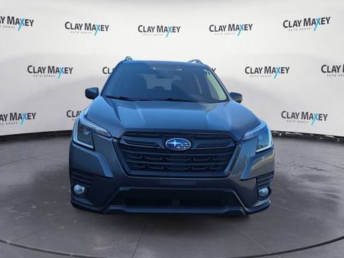 Used 2022 Subaru Forester Premium AWD/4WD image 8
