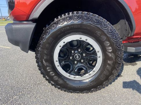 Used 2022 Ford Bronco Outer Banks w/ Sasquatch Package AWD/4WD image 33