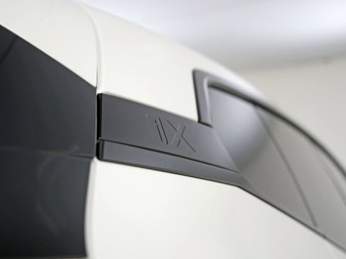 Used 2024 BMW iX xDrive50 w/ Premium Package image 67