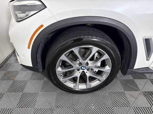 Used 2020 BMW X5 xDrive40i w/ Convenience Package AWD/4WD image 13