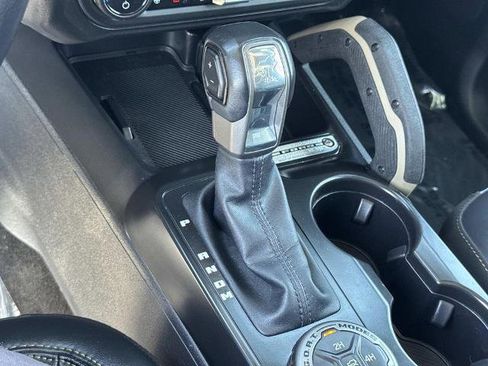 Certified 2025 Ford Bronco Badlands image 17