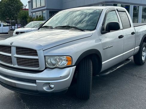 Used 2003 Dodge Ram 1500 Truck 2WD Quad Cab image 1