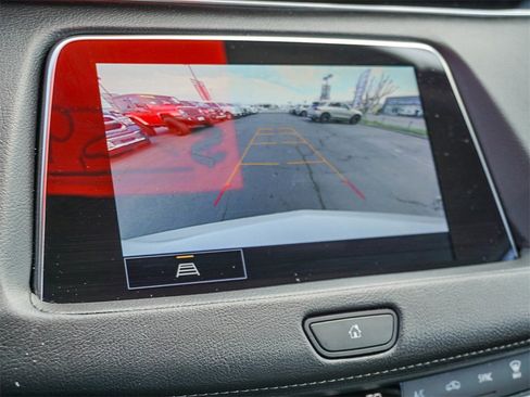 Used 2023 Cadillac XT4 Luxury w/ Cold Weather Package image 23