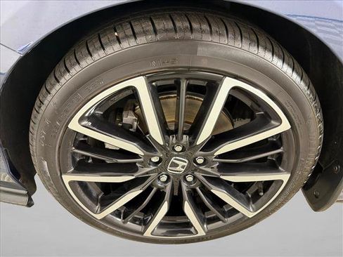 Used 2023 Honda Accord Touring image 13