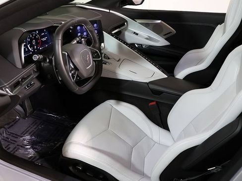 Used 2023 Chevrolet Corvette Stingray Preferred Cpe w/ Z51 Performance Package RWD image 13