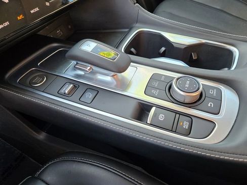 Certified 2025 INFINITI QX60 Pure FWD image 28