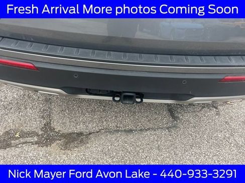 Used 2023 Ford Explorer XLT w/ Equipment Group 202A AWD/4WD image 8