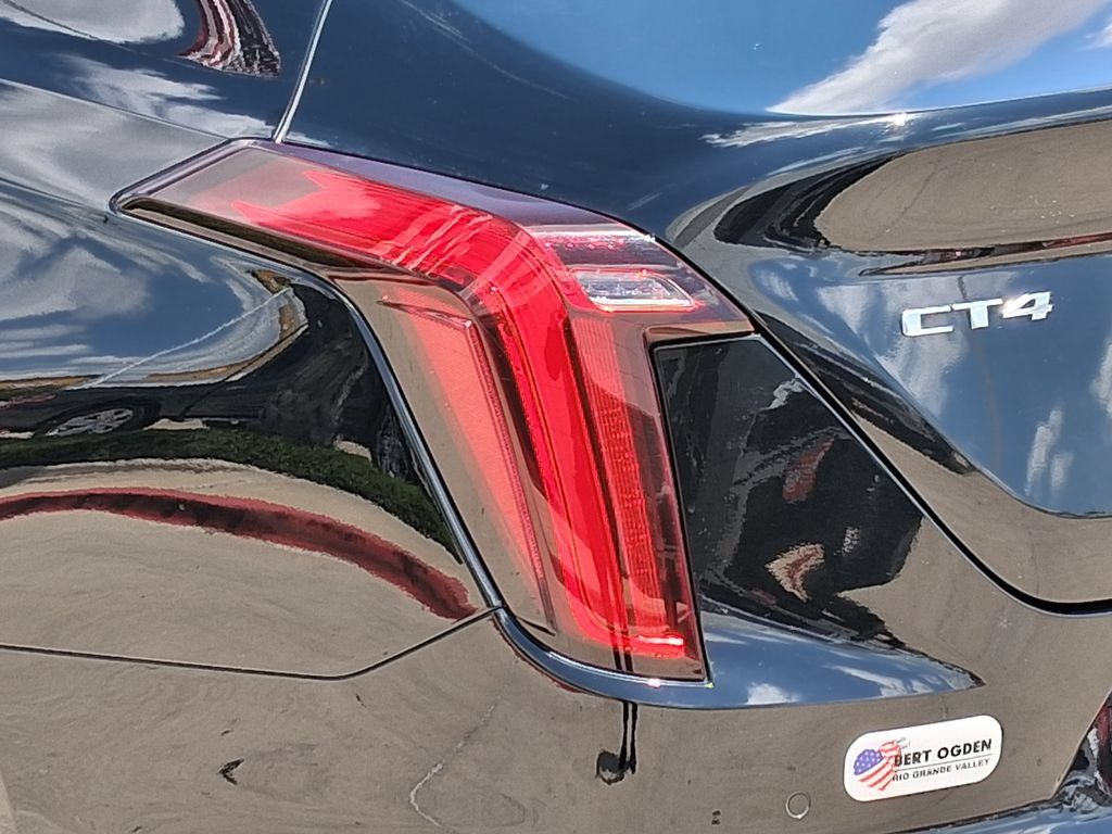 Used 2024 Cadillac CT4 Luxury RWD image 8